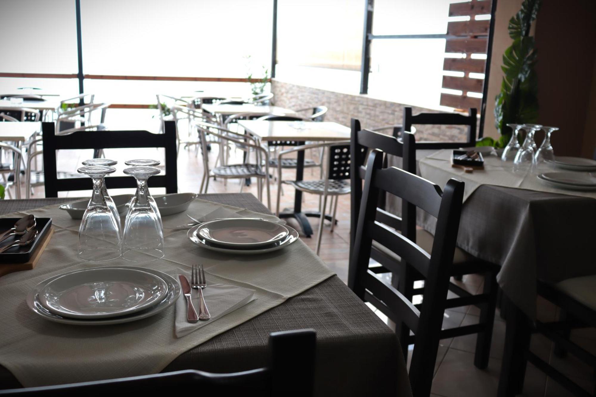 Anel Rooms ฮีมาเรอ ภายนอก รูปภาพ